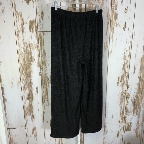 Z Supply, Black Crepe Wide Leg Lined Pants. Size Small. Excellent condition! - Picture 4 of 6